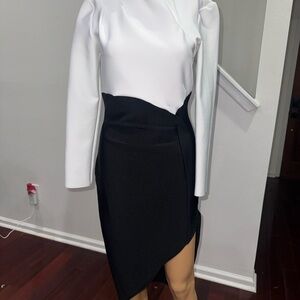 Women's Black Asymmetrical ruched waist dress - Elegant Contrast size L